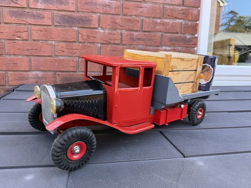 Triang pressed steel lorry - pressed,