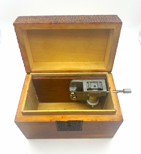 Vintage hand crank mechanical - hand-crank,