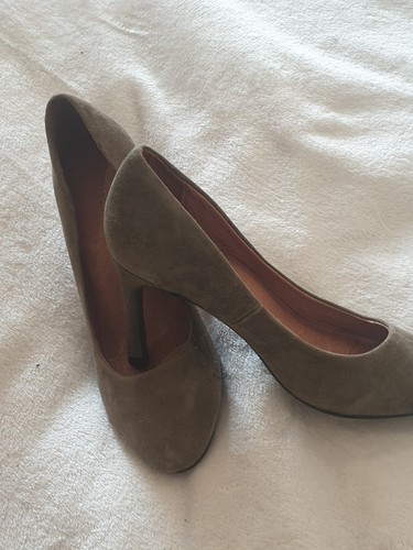 Suede sage green - sage, heel