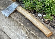 Vintage small lb - small, axe