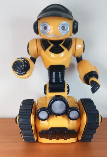 Wowwee 2008 roborover - 2008, robot