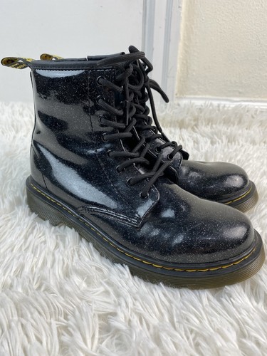 Martens air wair - women's, 5