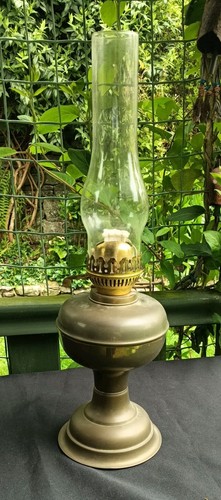 Vintage brass oil lamp with - brass,