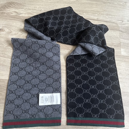Barely worn men print - barely,