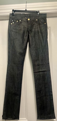 Authentic victoria - authentic,