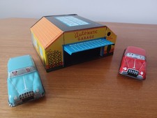 GLAM TOYS GLAMORGAN TOY PRODUCTS AUTOMATIC GARAGE AND CARS