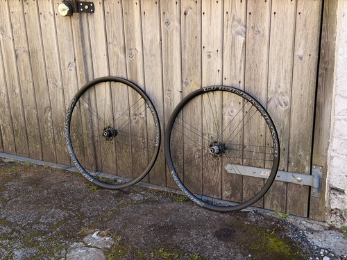 Campagnolo zonda disc wheelset - disc,