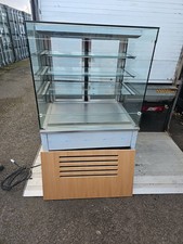 Cake drinks display fridge Open Front Door At Back Cafe Restaurant Sandwich M