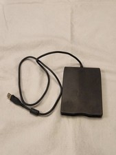 Dell Floppy Disc External Drive  |  USB Connection  |  Model No. FD-05PUB