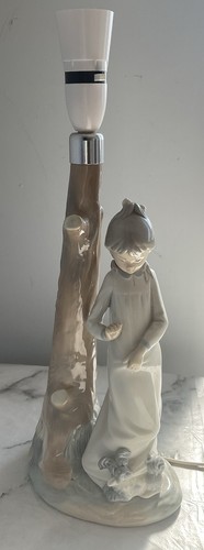 Nao lladro porcelain - by,
