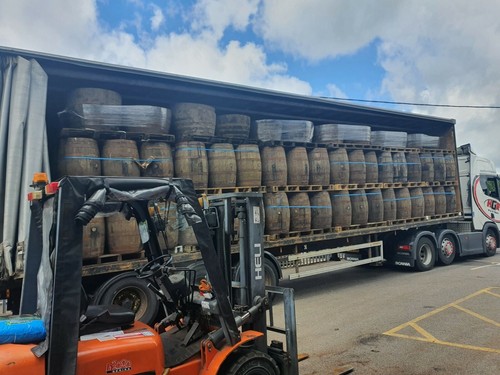 Whiskey barrel oak - barrel, gallon