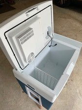 Thermoelectric Cool Box  MT35W