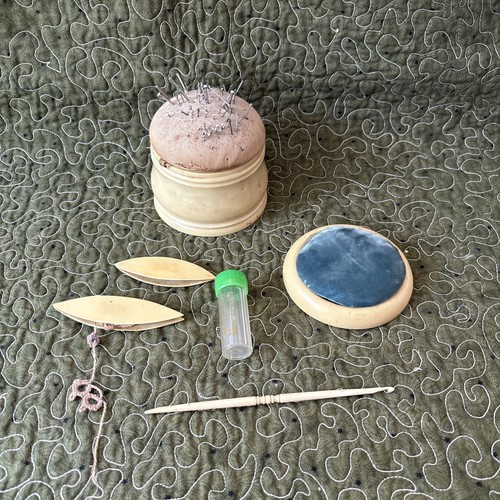 Bakelite sewing lot pcs - sewing,