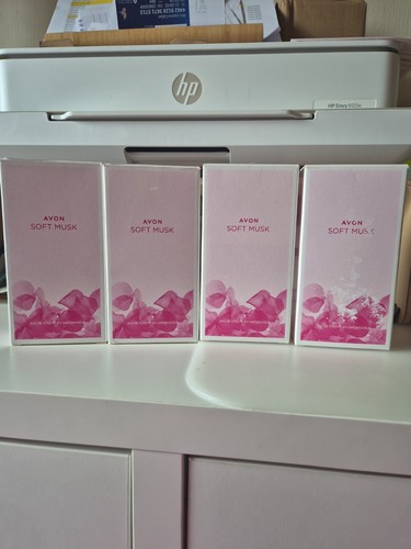 Avon soft musk perfume - x,