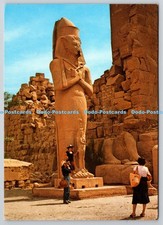 D305541 Luxor Statue of Phrao Pinutem and his wife Isis Tourist Printing House C