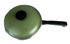 Club.  Small Lidded Frying Pan Skillet  Green Vintage Kitchen Aluminium