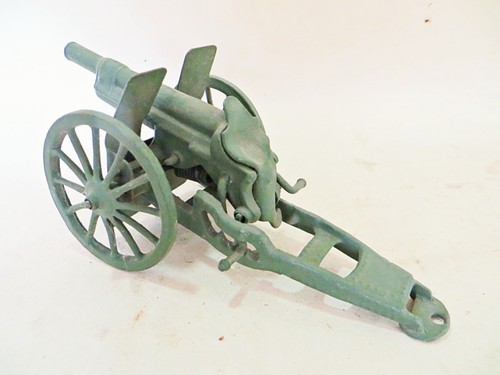 Britains 1201 royal - 'royal, artillary