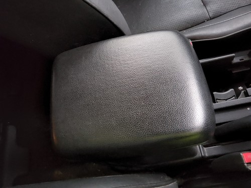 Centre armrest lid suzuki - lid,