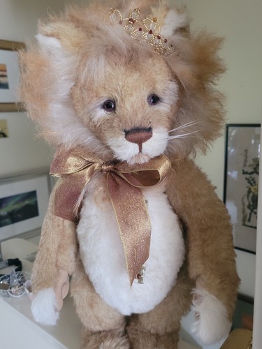 Charlie bears haider - charlie,
