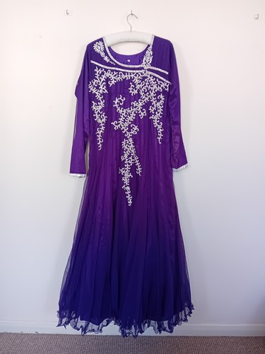 Asian formal wedding dress