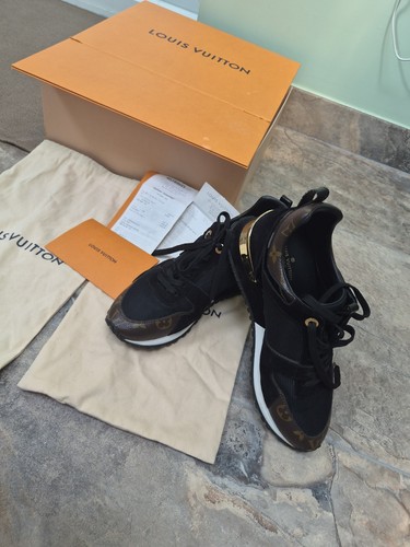 Louis vuitton run away - louis,