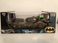 Hot Wheels 1/18 1989 Batmobile