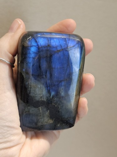 Large labradorite crystal - large,