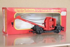 HORNBY R127 BR RED OPERATING