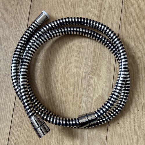 Swirl shower hose black and - swirl,