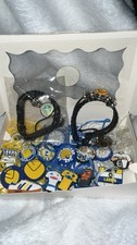 Leeds United Bundle - Gift Box - 21 Croc Charms , 2 Bracelets & 1 Pin Badge LUFC