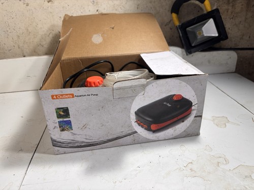 Outlets aquarium air pump - air,