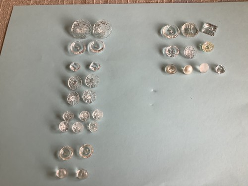 Glass buttons - 30,