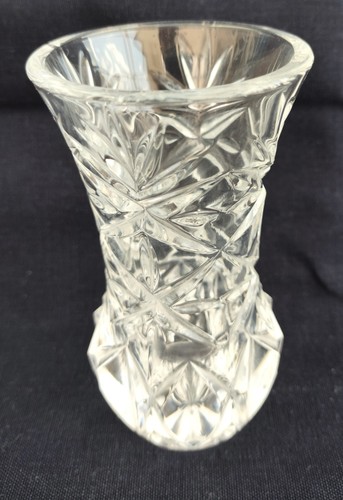 Vintage crystal bud vase - bud,
