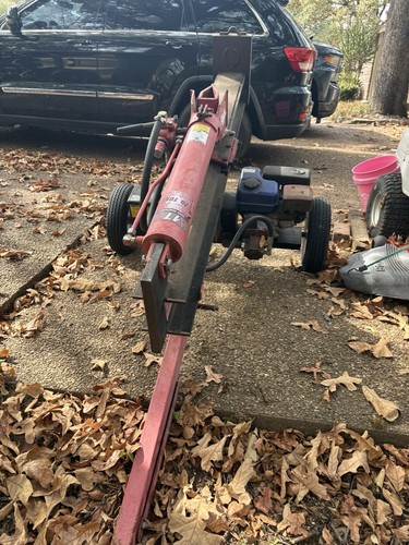 Log splitter - log,