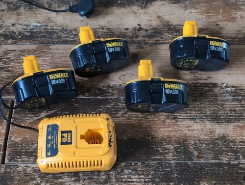 Dewalt de9135 battery - dewalt,