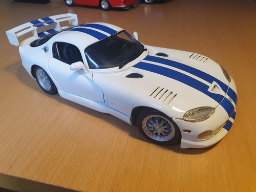 Maisto dodge viper gts - viper,
