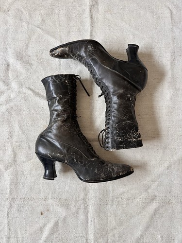 Antique victorian black - antique,