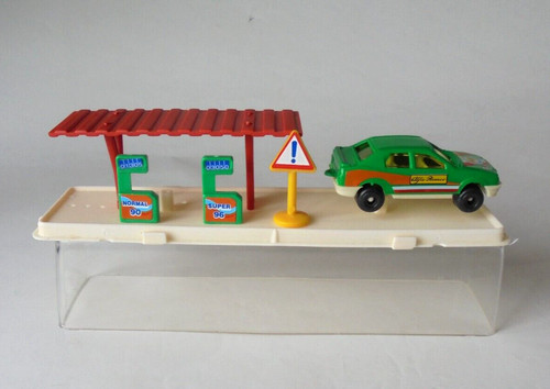 Alfa romeo petrol - petrol, station