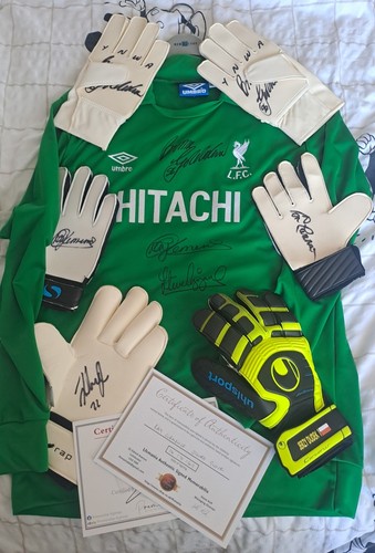 Liverpool goalkeeper - liverpool,
