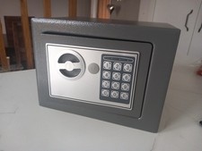Small Household Digital Safe, Push Button Digital Operation