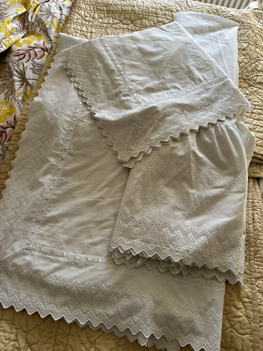 Vintage white broderie anglais - vintage,
