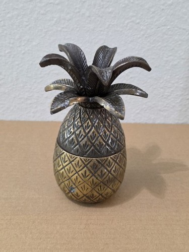 Brass tone vintage - brass,
