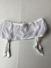 Ladies Pretty Suspender Belt