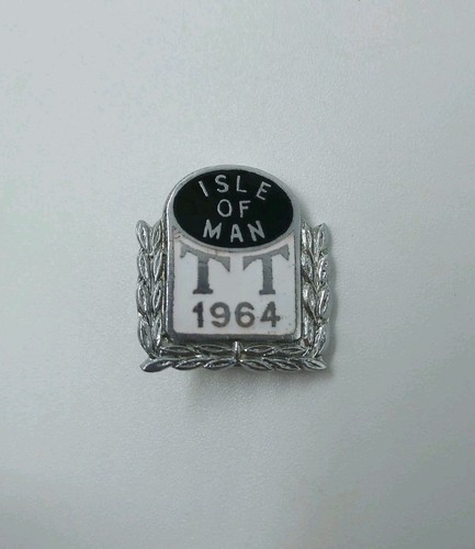 Vintage enameled pin badge - vintage,