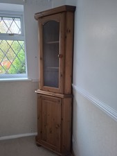 Corner display unit - display, glass