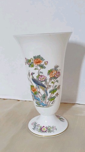 Wedgwood kutani crane - 7”,
