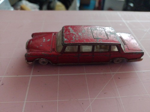Corgi toys mercedes benz 600 - corgi,