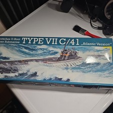  Revell Model Kit 05100 - Deutsches U-Boot German Submarine Type VII C/41