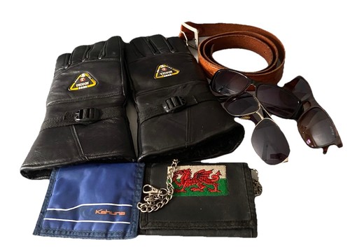 Clothing bundle kahuna wales - bundle,