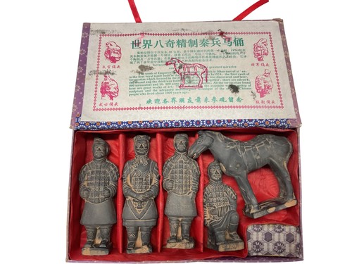 Terracotta warrior figurine - warrior,